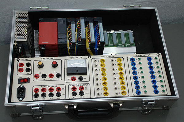 PLC Mitsubishi